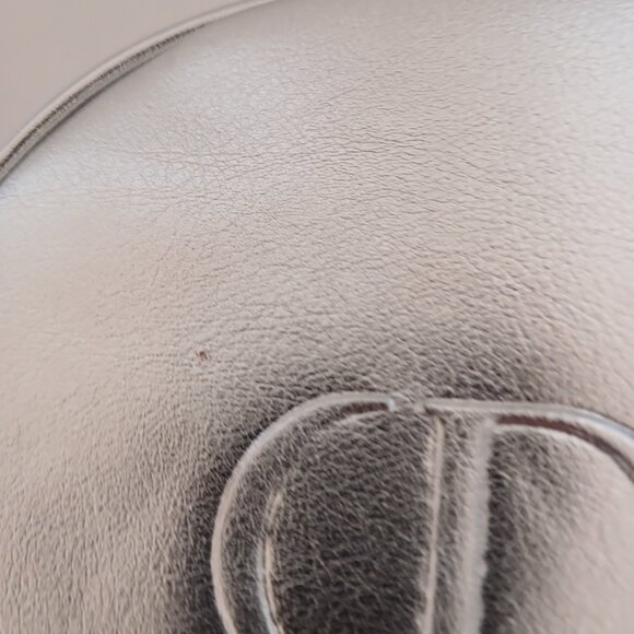 CD Christian Dior Parfums Cosmetic Bag Travel Pouch Round Silver - Picture 9 of 9
